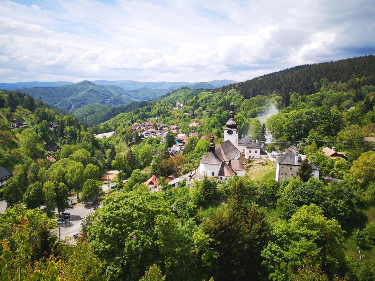 Hotel Sachticka Banská Bystrica Eksteriør bilde