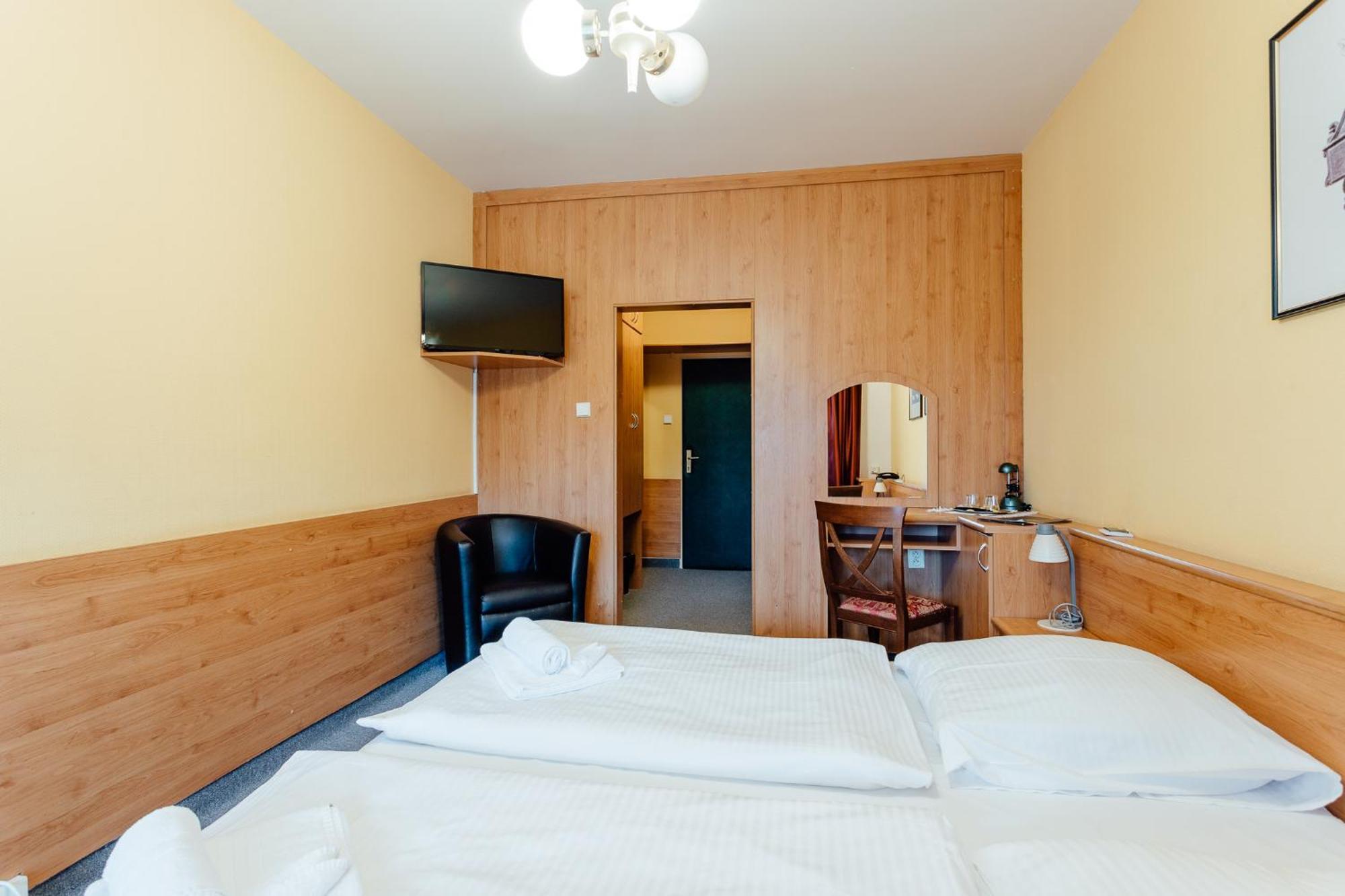 Hotel Sachticka Banská Bystrica Eksteriør bilde