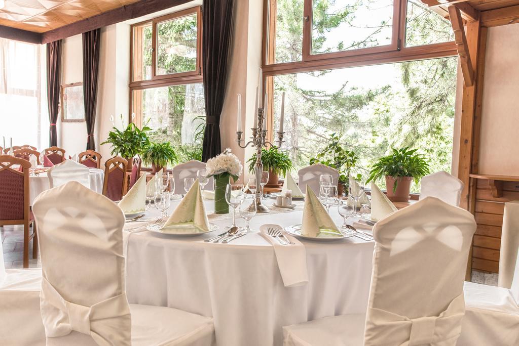 Hotel Sachticka Banská Bystrica Eksteriør bilde