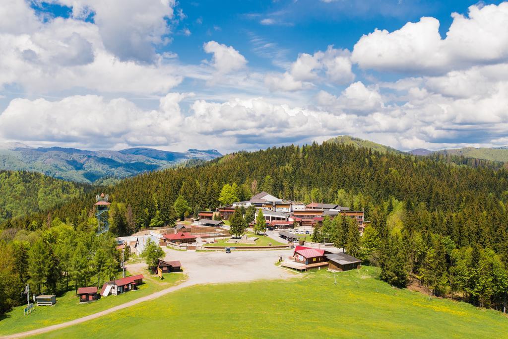 Hotel Sachticka Banská Bystrica Eksteriør bilde